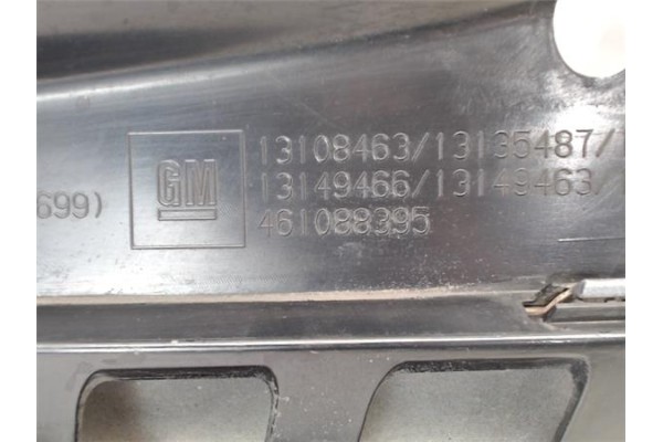 Recambio de rejilla capo para opel astra h berlina referencia OEM IAM 13108463  