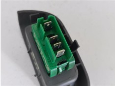 Recambio de mando elevalunas delantero izquierdo para toyota aygo (kgb/wnb) 1.0 básico referencia OEM IAM 848100H010A  