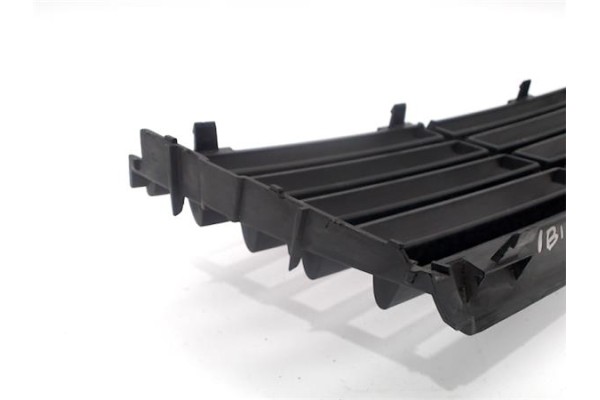 Recambio de rejilla paragolpes delantero para seat ibiza (6l1) referencia OEM IAM 6L0853667  