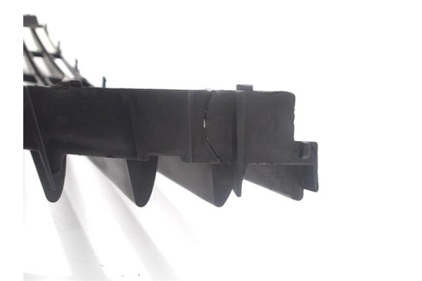 Recambio de rejilla paragolpes delantero para seat ibiza (6l1) referencia OEM IAM 6L0853667  