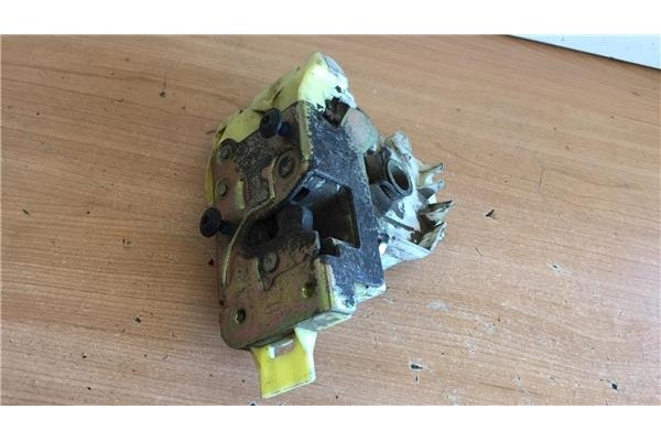 Recambio de cierre electromagnetico delantero derecho para ford focus berlina (cak) 1.8 ghia referencia OEM IAM A21812CF CLXS41 