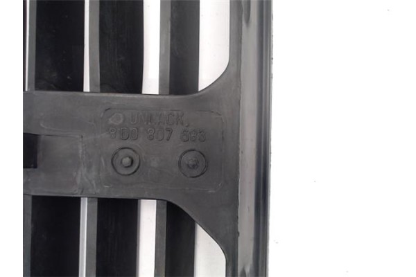 Recambio de rejilla paragolpes delantero para audi a4 avant (b5) referencia OEM IAM 8D0807683  8D0807103AAGRU , AUDI | 8D0807683