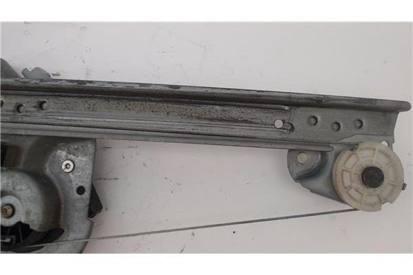 Recambio de mecanismo elevalunas delantero derecho para toyota aygo (kgb/wnb) 1.0 básico referencia OEM IAM 698100H010  