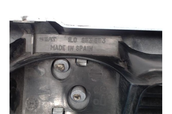 Recambio de rejilla capo para seat toledo (1l) referencia OEM IAM 1L0853653  