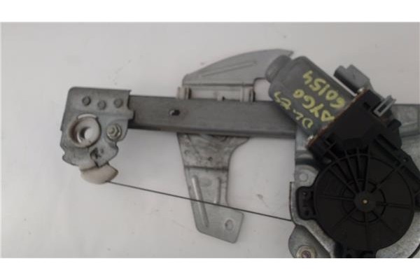 Recambio de mecanismo elevalunas delantero izquierdo para toyota aygo (kgb/wnb) 1.0 básico referencia OEM IAM 698200H010  