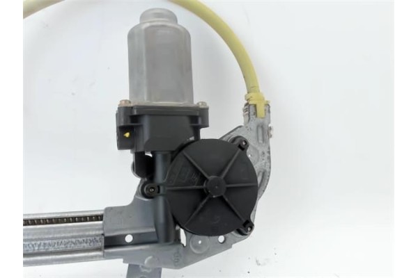 Recambio de mecanismo elevalunas trasero derecho para renault laguna ii (bg0) referencia OEM IAM 8200000558 LTRN124R 