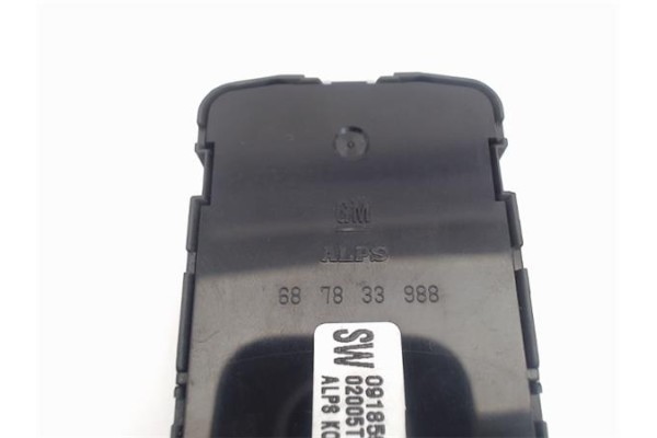 Recambio de mando elevalunas delantero izquierdo para opel vectra c berlina referencia OEM IAM 687833988   Recambio de mando elevalunas delantero izquierdo para opel vectra c berlina referencia OEM IAM 687833988
