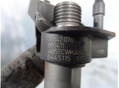 Recambio de inyector para jeep grand cherokee (wh) 3.0 crd limited referencia OEM IAM A6420700487 SB5TCWKA5V 0445115017 