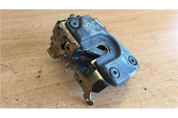 Recambio de cierre electromagnetico trasero derecho para renault clio ii fase i (b/cb0) 1.2 referencia OEM IAM   
