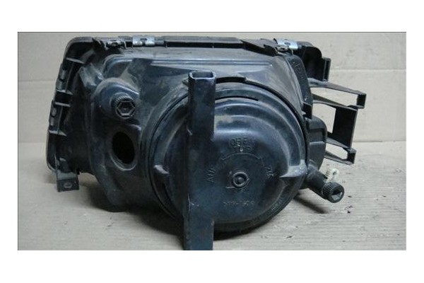 Recambio de faro delantero dcho para audi 100 avant (445) referencia OEM IAM    Recambio de faro delantero dcho para audi 100 avant (445) referencia OEM IAM