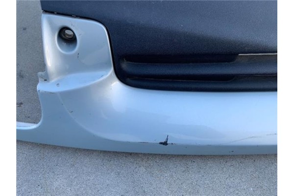 Recambio de rejilla capo para renault clio ii fase i (b/cb0) referencia OEM IAM 7700846870  