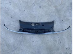 Recambio de rejilla capo para renault clio ii fase i (b/cb0) referencia OEM IAM 7700846870  
