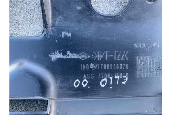 Recambio de rejilla capo para renault clio ii fase i (b/cb0) referencia OEM IAM 7700846870  