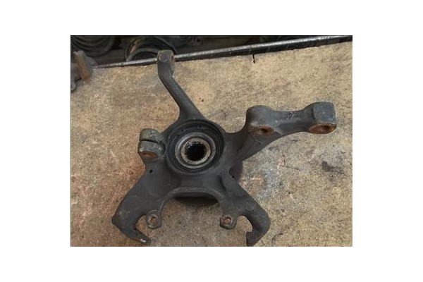 Recambio de mangueta delantero derecha para seat ibiza (6k1) 1.9 td referencia OEM IAM   
