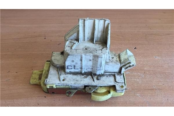 Recambio de cierre electromagnetico delantero derecho para ford focus berlina (cak) 1.8 ghia referencia OEM IAM A21812CE CLXS41 