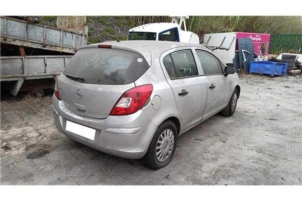 opel corsa d del año 2010