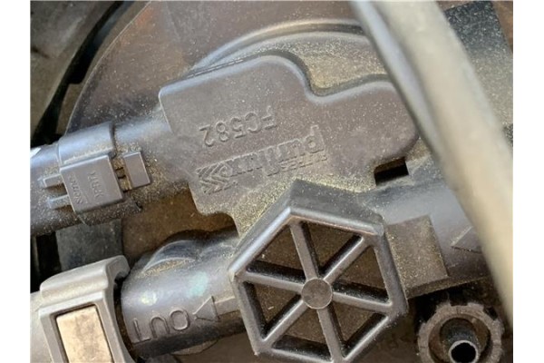 Recambio de soporte filtro gasoil para peugeot expert furgón 2.0 furgón l1h1 referencia OEM IAM 1103T3  