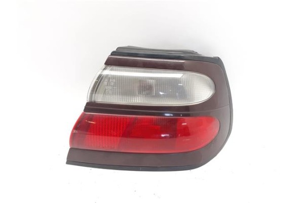Recambio de piloto trasero derecho para nissan almera (n15)(1995) 1.6 referencia OEM IAM   