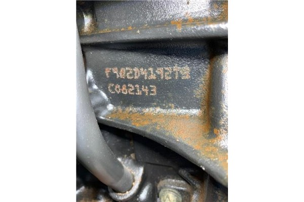 Recambio de motor completo para volvo v40 familiar 1.9 td referencia OEM IAM F9Q2D4192T3  