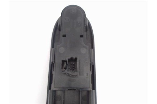 Recambio de botonera puerta delantero izquierda para peugeot 307 break / sw (s1) referencia OEM IAM 96351622XT  