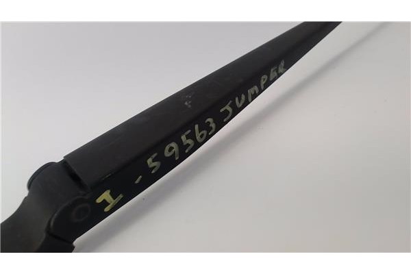 Recambio de brazo limpiaparabrisas delantero izquierdo para citroen jumper furgón 2.2 hdi 120 referencia OEM IAM 6429CG  