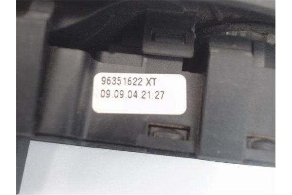Recambio de botonera puerta delantero izquierda para peugeot 307 break / sw (s1) referencia OEM IAM 96351622XT  