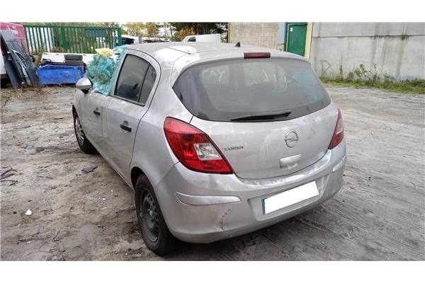opel corsa d del año 2010