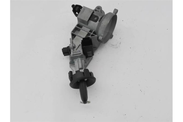Recambio de clausor para opel corsa d 1.3 cdti referencia OEM IAM 5133081 660169 93178538 , OPEL