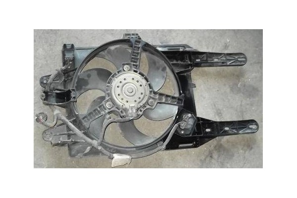 Recambio de electroventilador para fiat punto i berlina (176)(1993) 60 1.2 referencia OEM IAM   