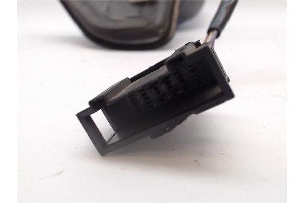 Recambio de retrovisor electrico derecho para volkswagen golf iv berlina (1j1) referencia OEM IAM   