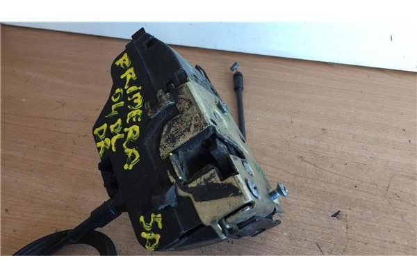 Recambio de cierre electromagnetico delantero derecho para nissan primera berlina (p12) 1.6 acenta referencia OEM IAM   