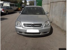 opel vectra c berlina del año 2002