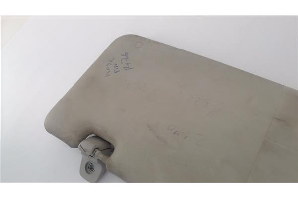 Recambio de parasol derecho para citroen jumper furgón 2.2 hdi 120 referencia OEM IAM 1607199080  