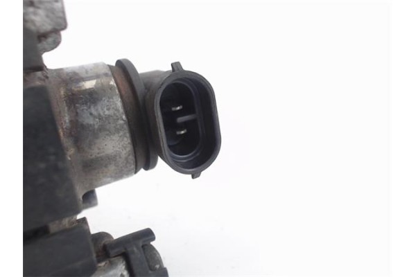 Recambio de faro antiniebla izquierdo para audi a4 berlina (8e) referencia OEM IAM 0305063001  