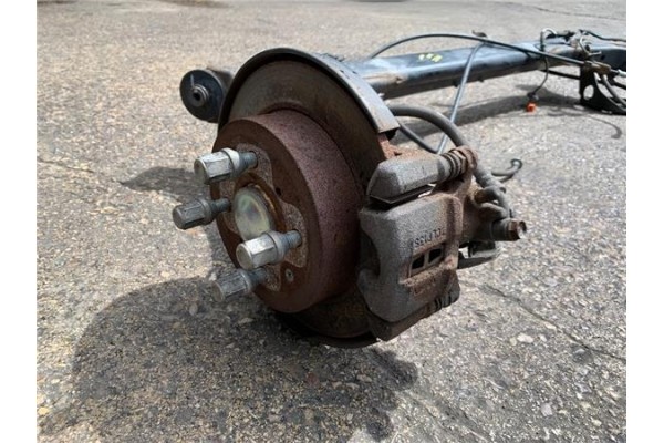 Recambio de puente trasero para honda jazz (gd1/5) 1.4 referencia OEM IAM 42100SAAG14  