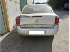 opel vectra c berlina del año 2002