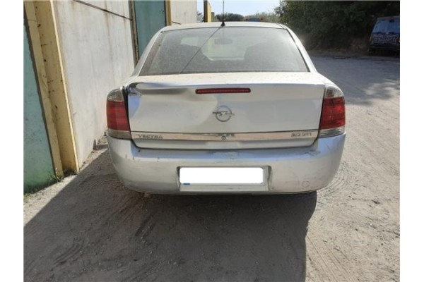 opel vectra c berlina del año 2002