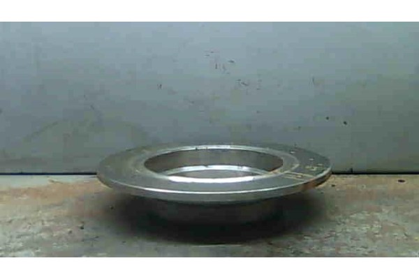 Recambio de disco freno trasero para bmw serie 5 berlina (e34)(1988) 2.0 520i (95kw) [2,0 ltr. - 95 kw cat] referencia OEM IAM  