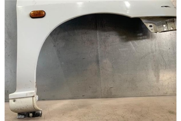 Recambio de aleta delantero derecha para renault clio i fase i / ii (b/c57) 1.2 (5/357y, 5/357k) referencia OEM IAM 7750844936 L