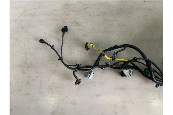 Recambio de caja fusibles/rele para kia ceed (jd) 1.0 drive referencia OEM IAM 91200-J7200   Recambio de caja fusibles/rele para kia ceed (jd) 1.0 drive referencia OEM IAM 91200-J7200