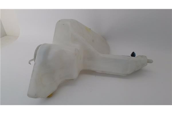 Recambio de deposito limpiaparabrisas para mercedes-benz clase a (bm 168) 1.9 190 (168.032) referencia OEM IAM A1688690020  