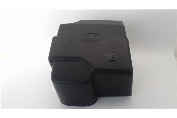 Recambio de tapa bateria para peugeot 207 1.4 16v referencia OEM IAM 6545X9 6545Y0 