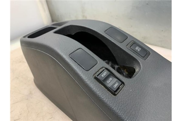 Recambio de embellecedor consola central para fiat sedici (189) 1.9 jtd 8v 120 emotion referencia OEM IAM 71743243  