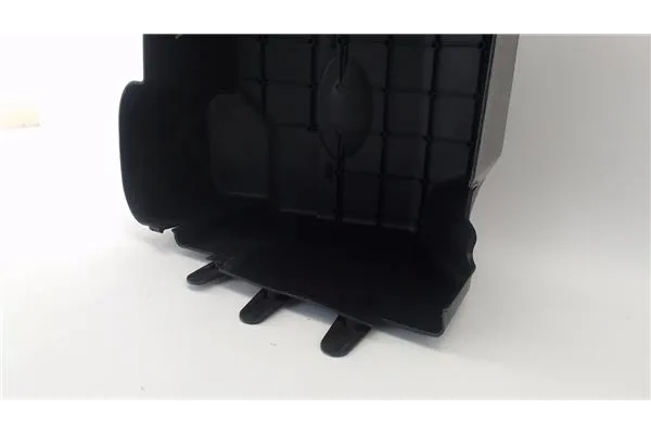 Recambio de tapa bateria para peugeot 207 1.4 16v referencia OEM IAM 6545X9 6545Y0 