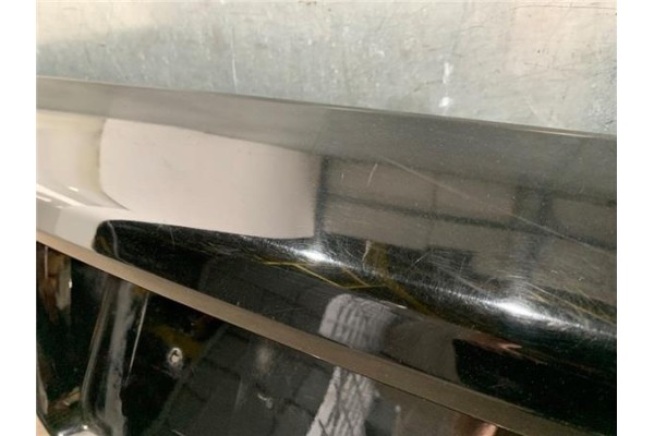 Recambio de moldura porton trasero para citroen c4 picasso 2.0 hdi referencia OEM IAM 8742N6  