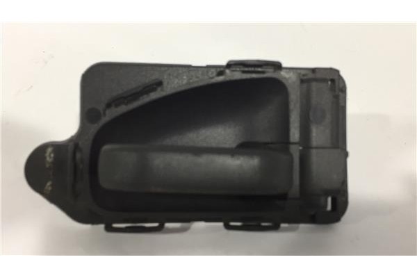 Recambio de manilla int. puerta delantero derecha para citroen saxo 1.1 sx referencia OEM IAM 9618585577  