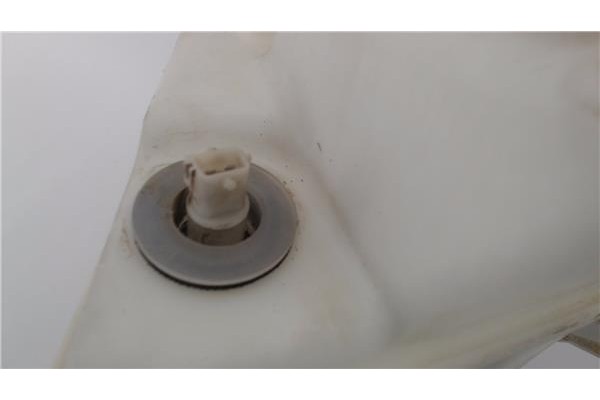 Recambio de deposito limpiaparabrisas para saab 9-3 berlina 1.9 tid referencia OEM IAM 12802446  