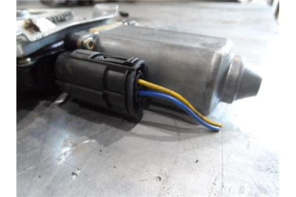 Recambio de mecanismo elevalunas delantero derecho para bmw serie 3 compacto (e36) 1.7 318tds referencia OEM IAM 67628360978 113