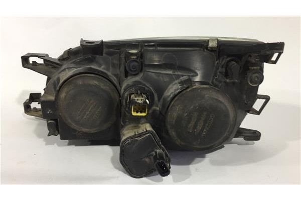 Recambio de faro delantero dcho para toyota avensis berlina (t22) 1.6 (at220_) referencia OEM IAM 8113005140   Recambio de faro delantero dcho para toyota avensis berlina (t22) 1.6 (at220_) referencia OEM IAM 8113005140