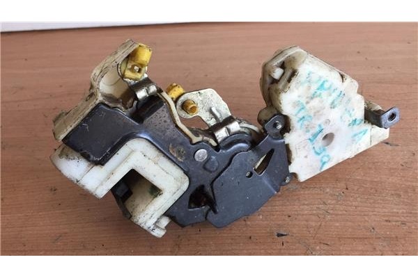 Recambio de cierre electromagnetico trasero izquierdo para nissan primera berl./ traveller (p10/w10) 1.6 gx berlina (a,e) refere